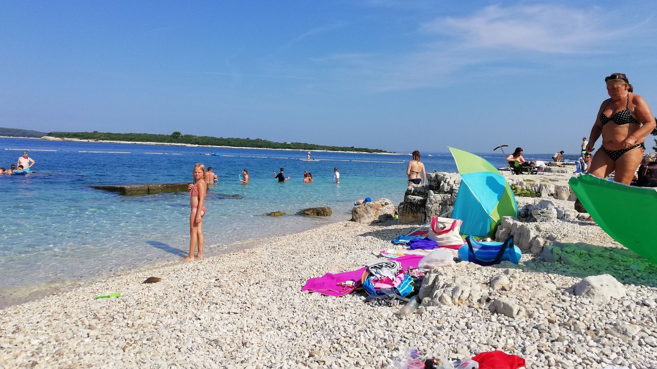 Photo of Others in Stinjan