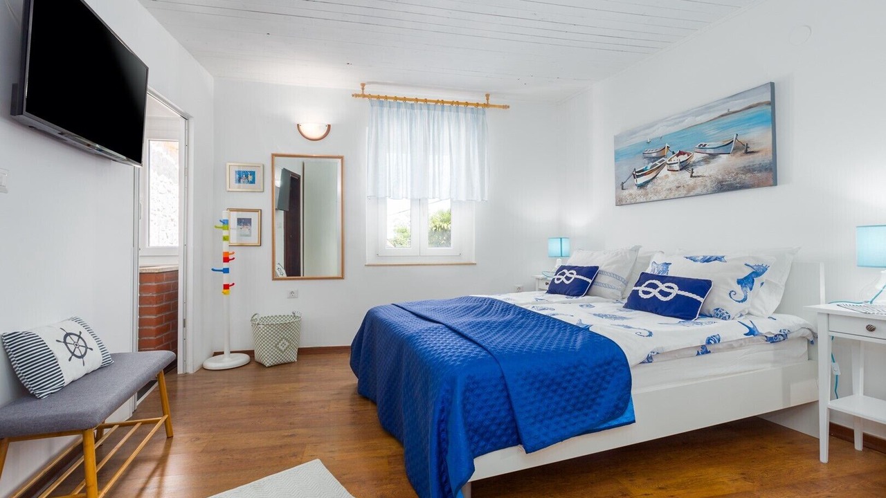 Photo of Bedroom in Funtana