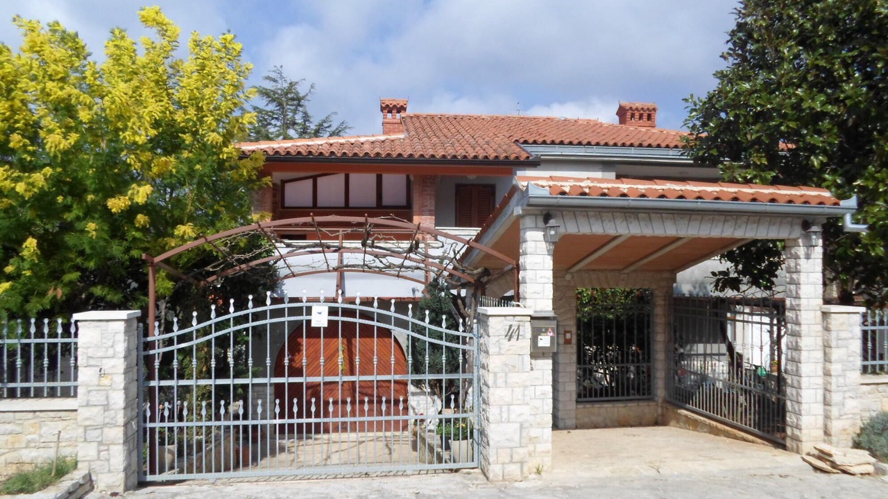 Photo of Outdoor in Banjole