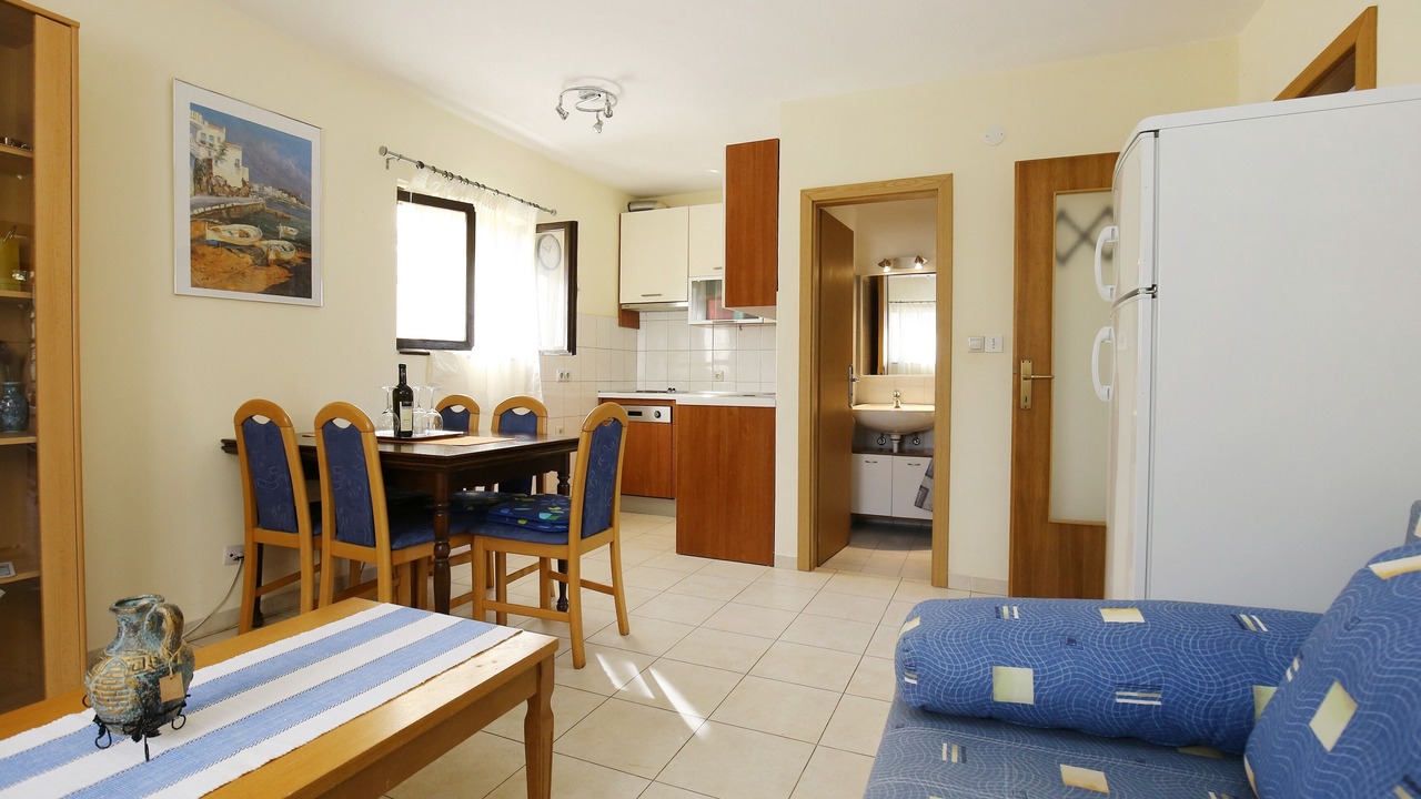 Photo of Livingroom in Mali Iz