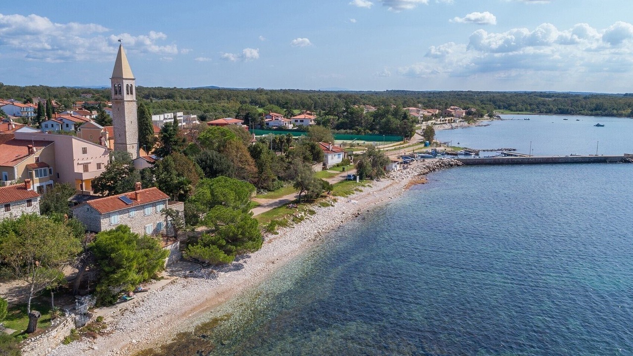 Photo of Others in Lovrecica