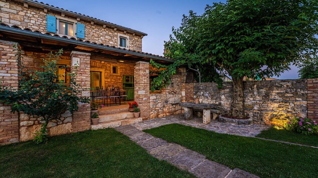 Photo of Patio Balcony in Grandici