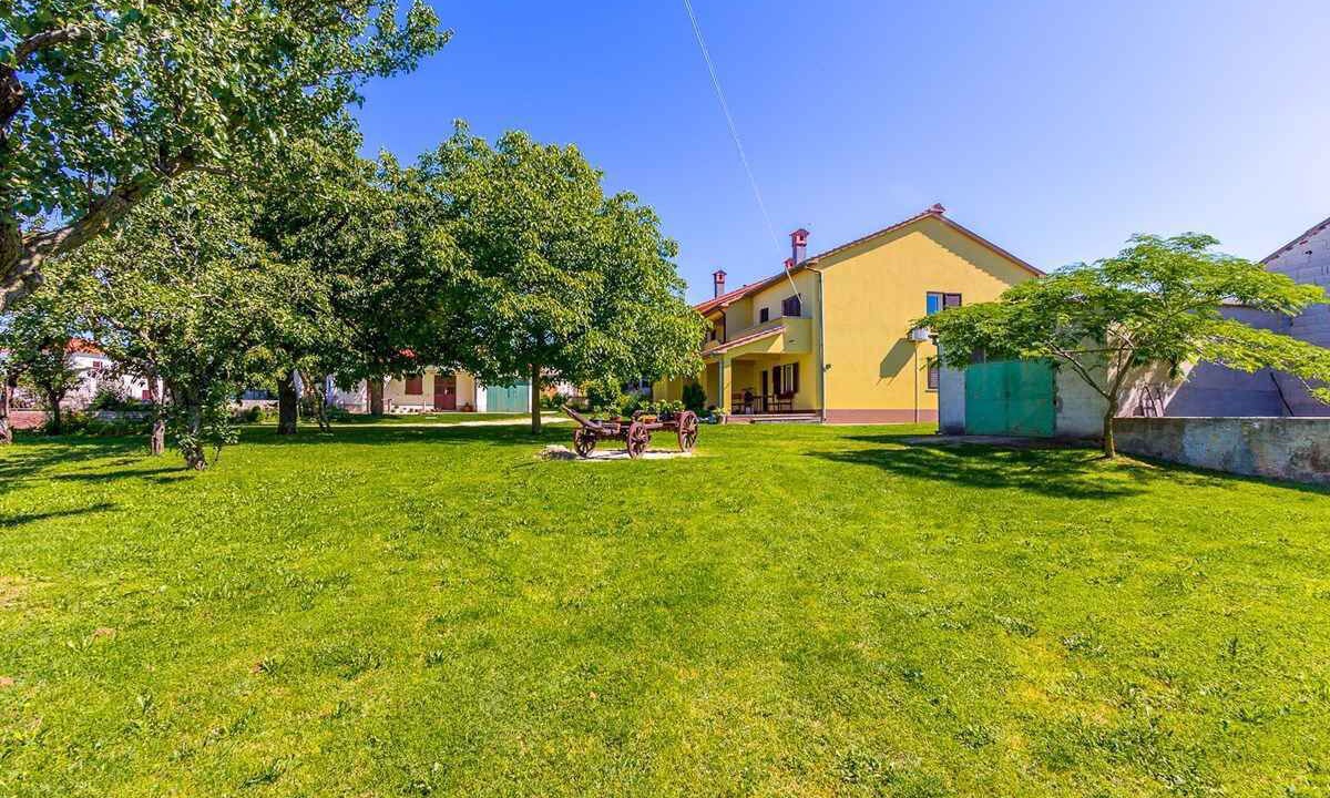 Photo of Others in Grandici