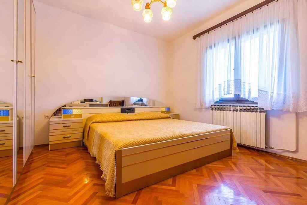 Photo of Bedroom in Sisan