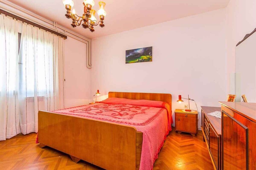 Photo of Bedroom in Sisan