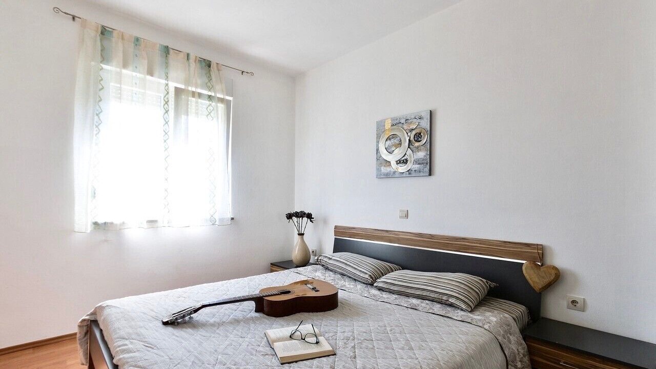 Photo of Bedroom in Stinjan