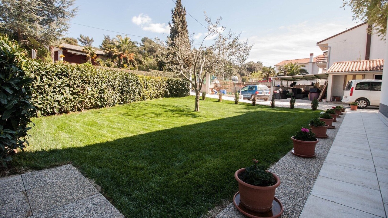 Photo of Outdoor in Stinjan