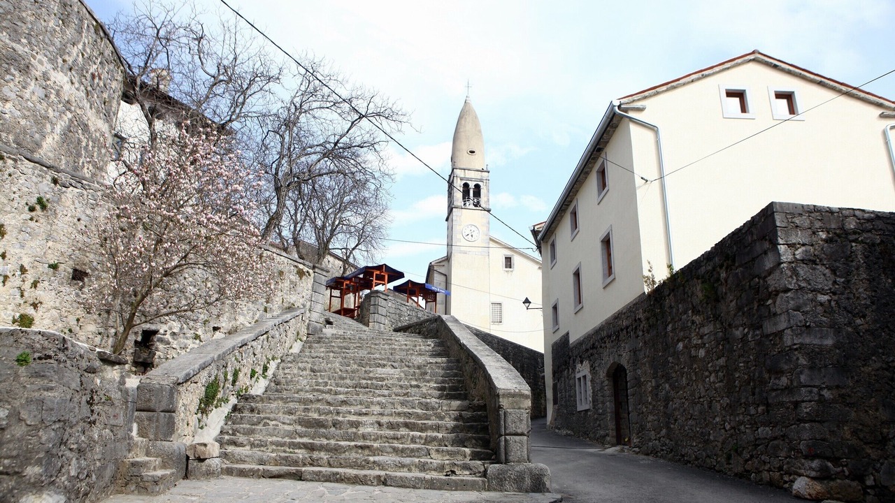 Photo of Others in Stanjel