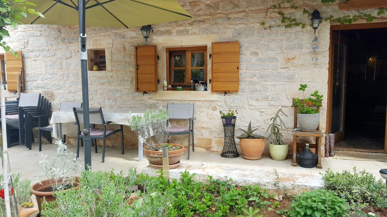 Photo of Outdoor in Bale
