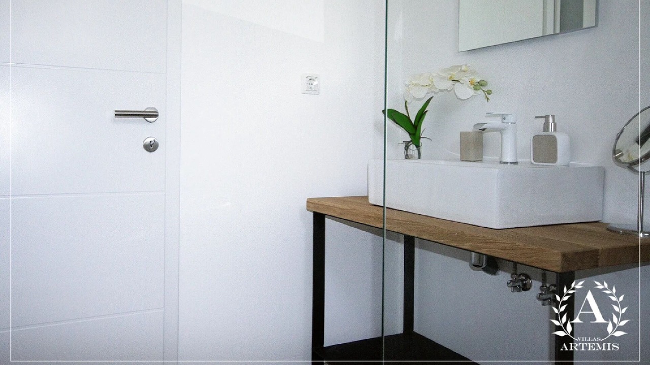 Photo of Bathroom in Zman