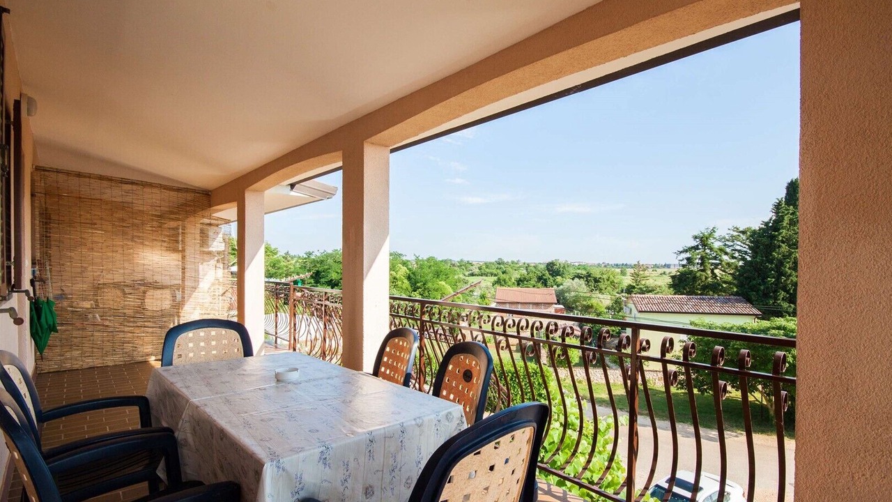 Photo of Outdoor in Monterol