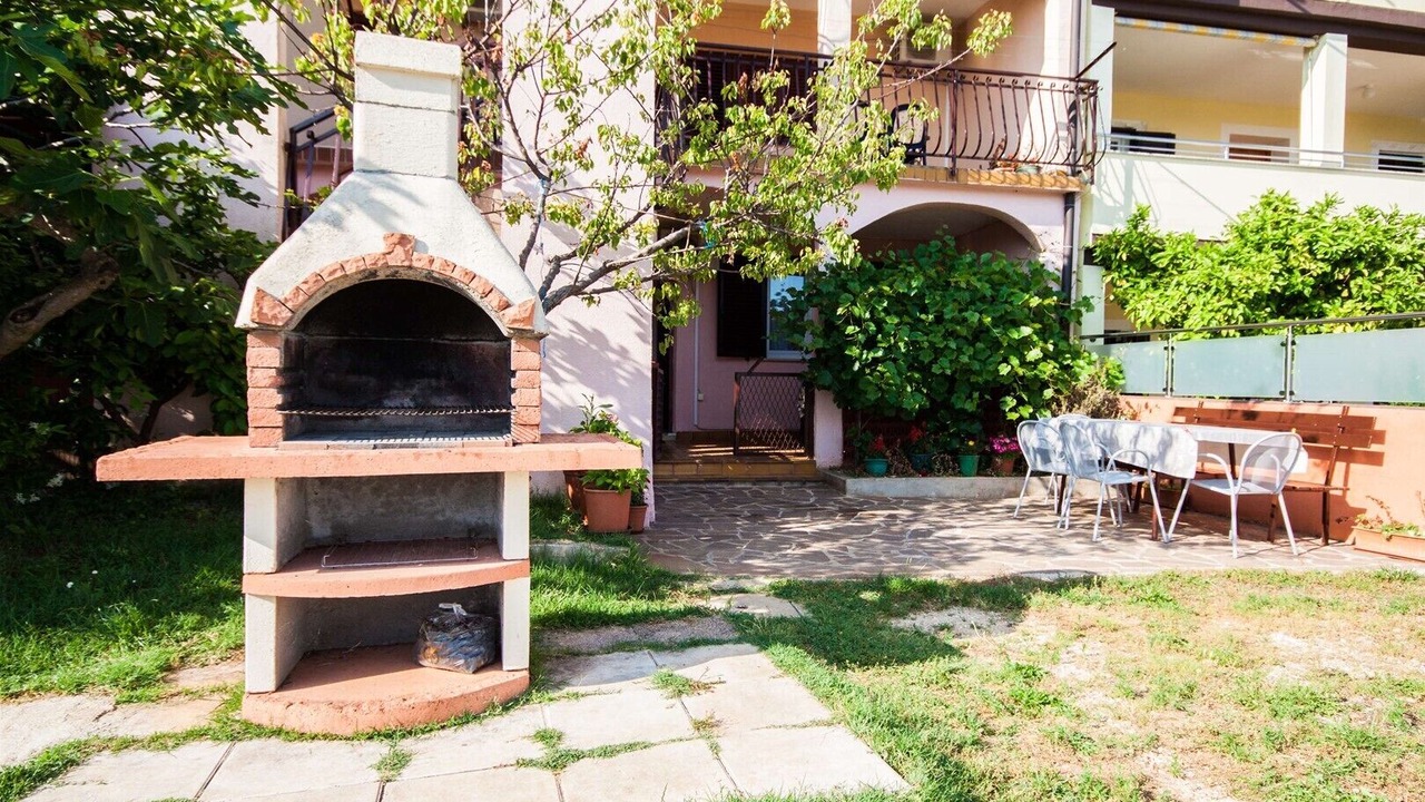 Photo of Outdoor in Monterol