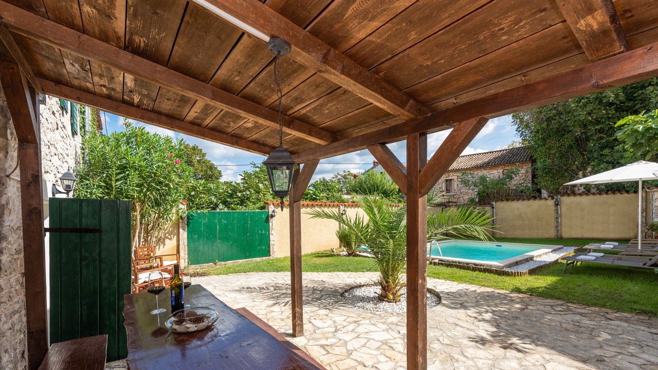 Photo of Outdoor in Stifanici