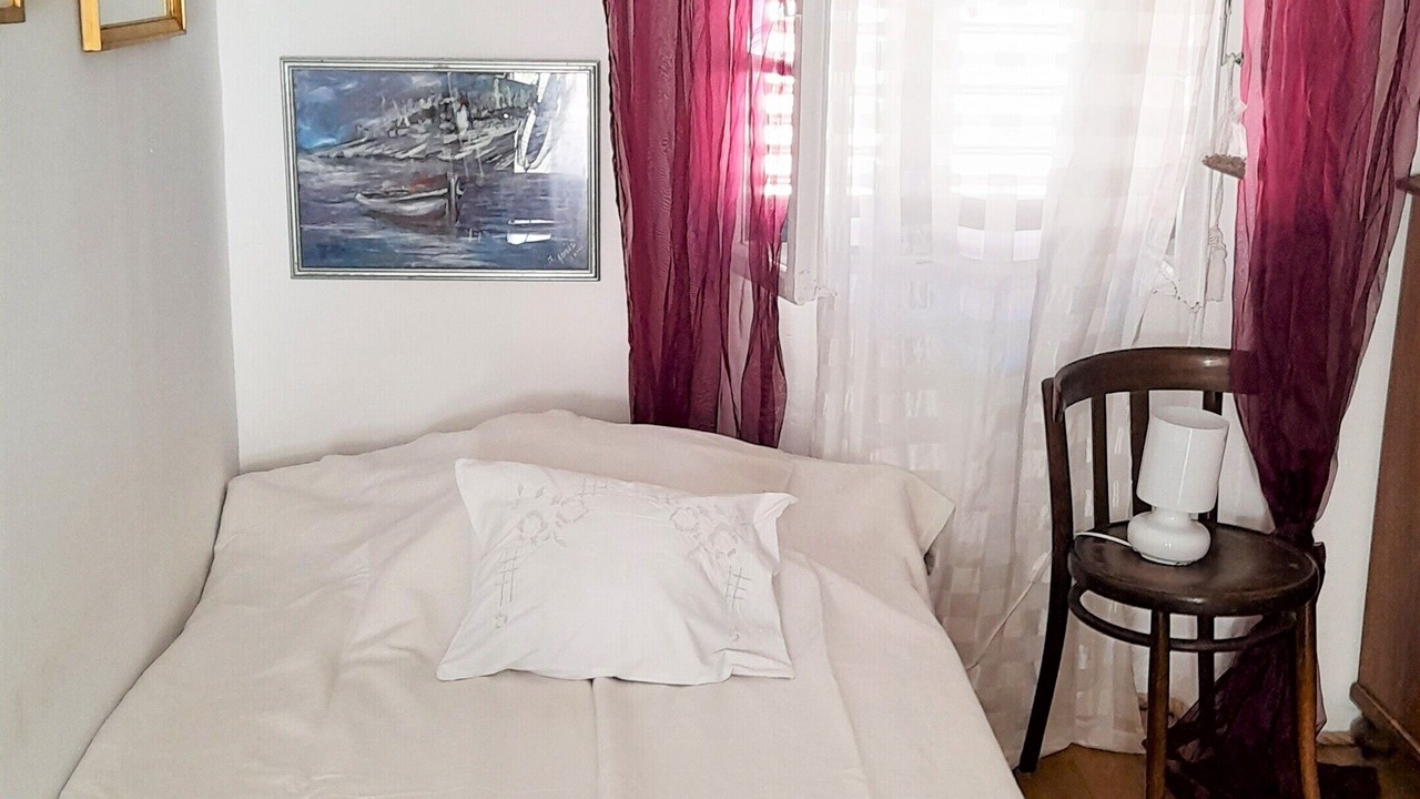 Photo of Bedroom in Lukoran