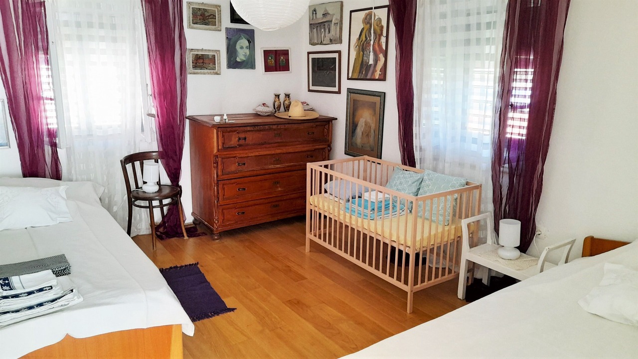 Photo of Bedroom in Lukoran