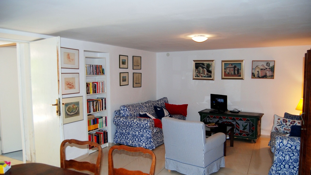 Photo of Livingroom in Lukoran