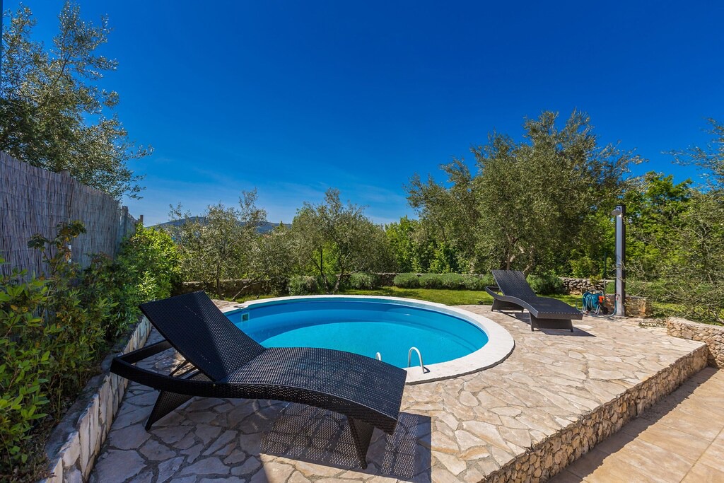 Photo of Outdoor in Brzac
