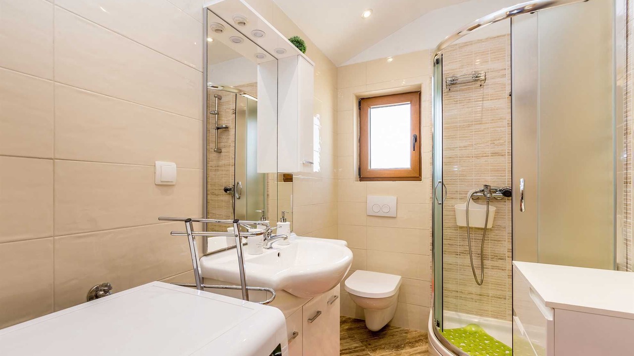 Photo of Bathroom in Risika