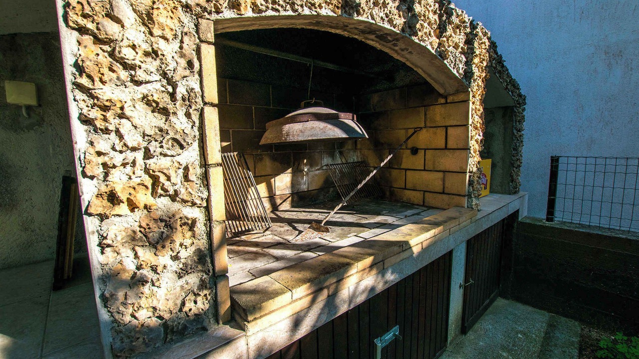 Photo of Outdoor in Seline