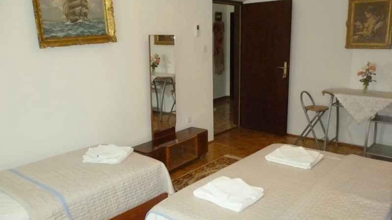 Photo of Bedroom in Seline