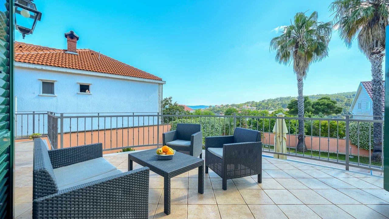 Photo of Patio Balcony in Sumartin