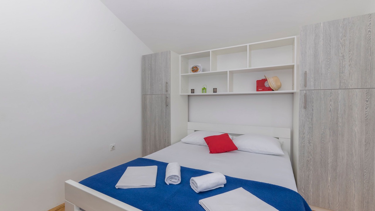 Photo of Bedroom in Novalja