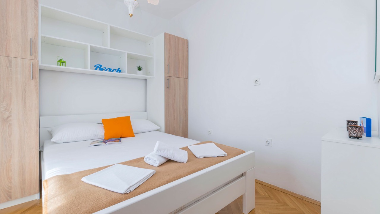 Photo of Bedroom in Novalja
