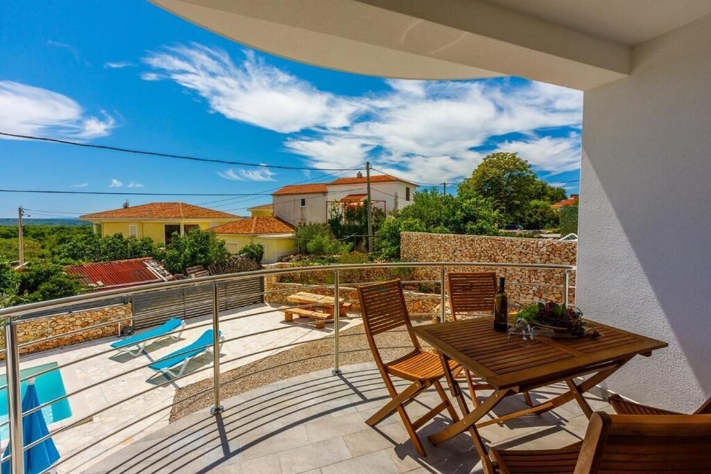 Photo of Patio Balcony in Garica