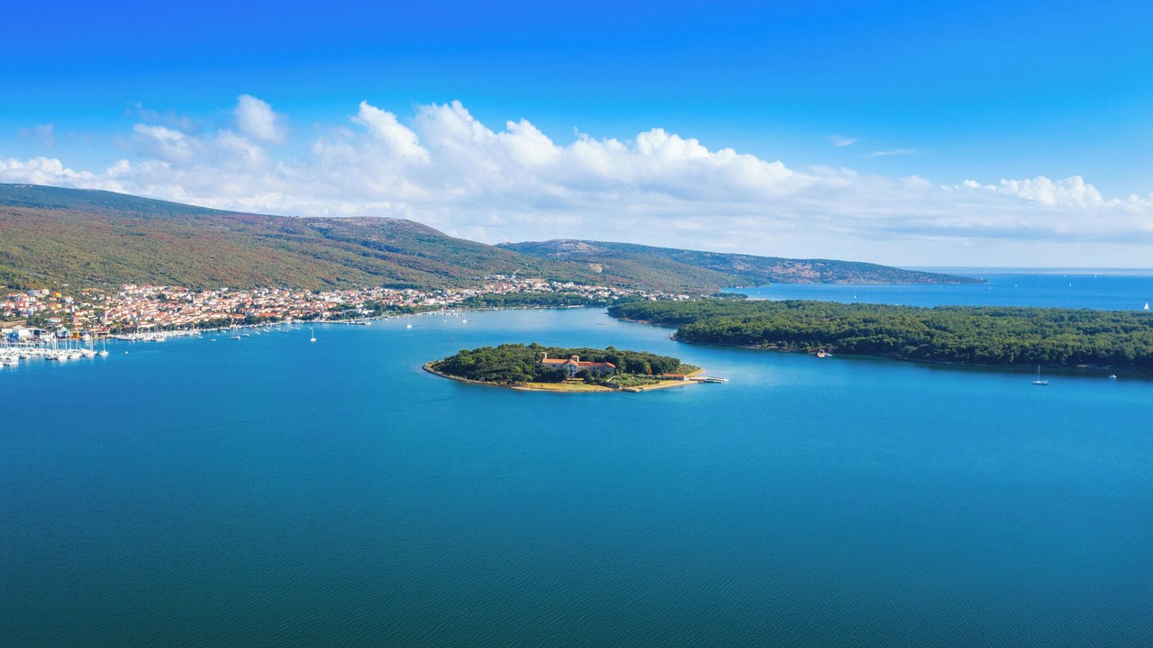 Photo of Others in Jurandvor