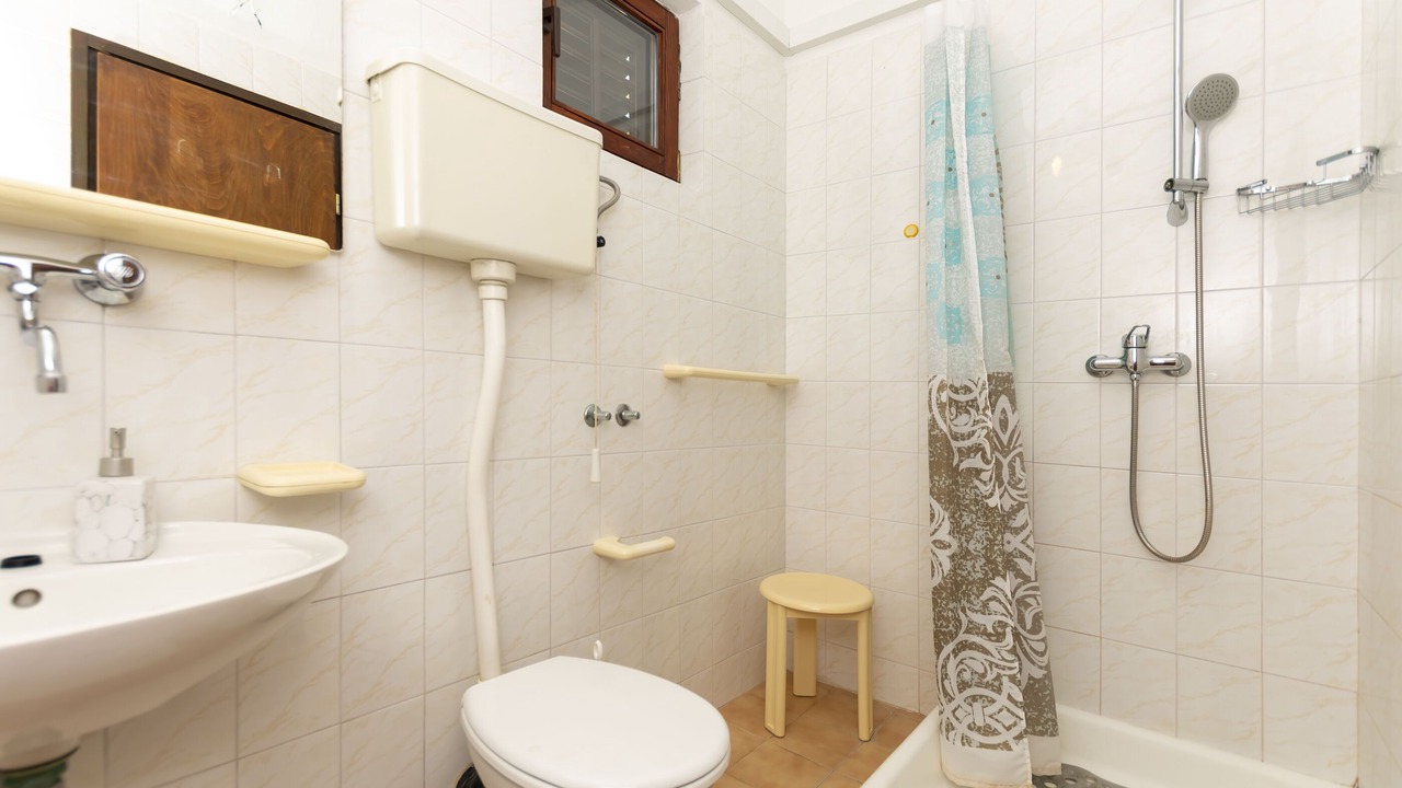 Photo of Bathroom in Okrug Donji