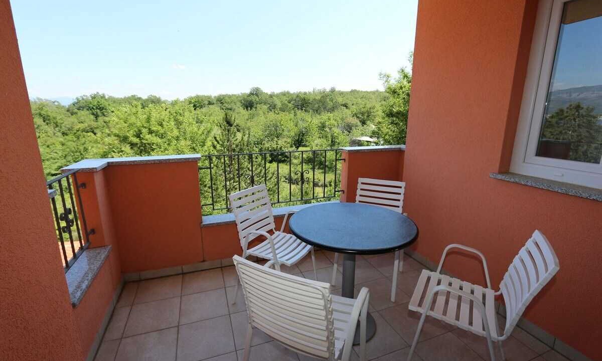 Photo of Outdoor in Silo
