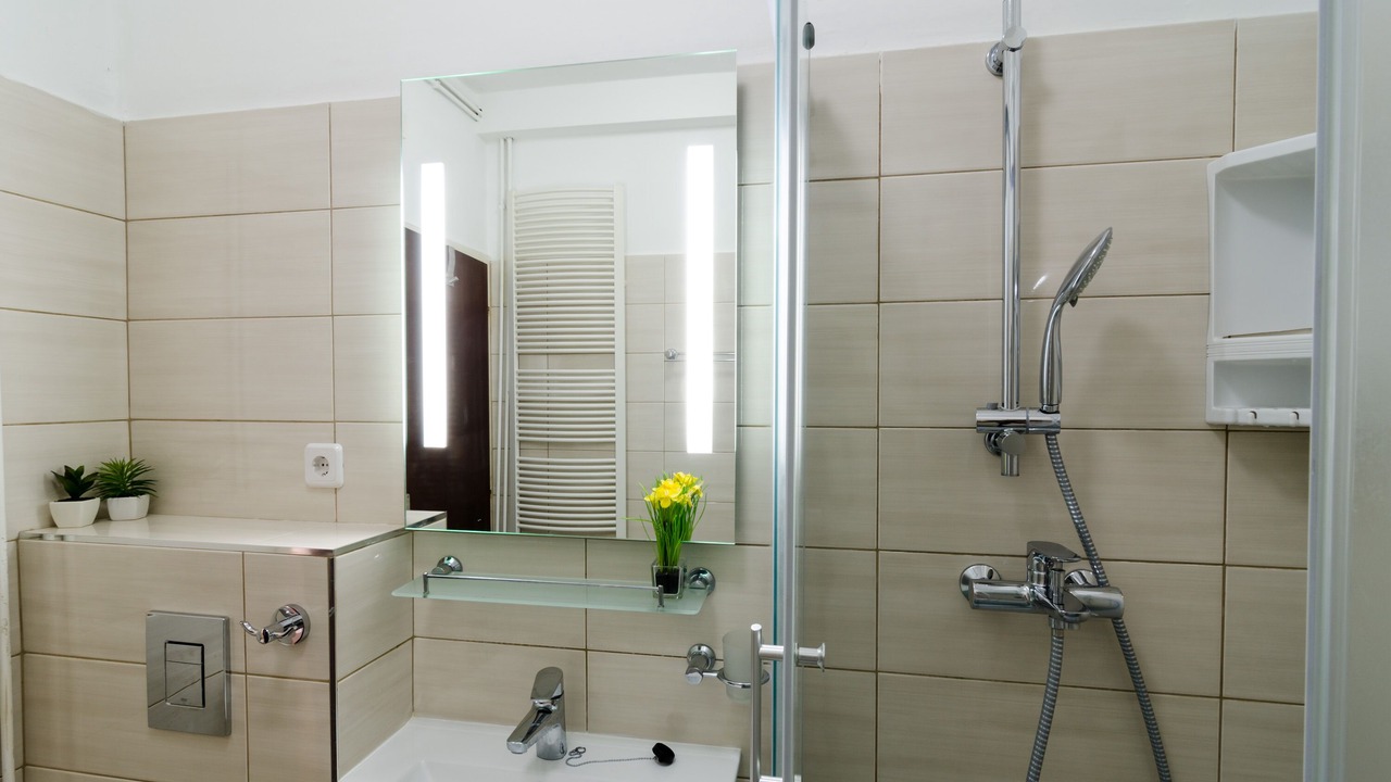 Photo of Bathroom in Pile