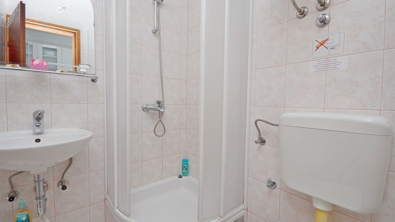 Photo of Bathroom in Tribunj