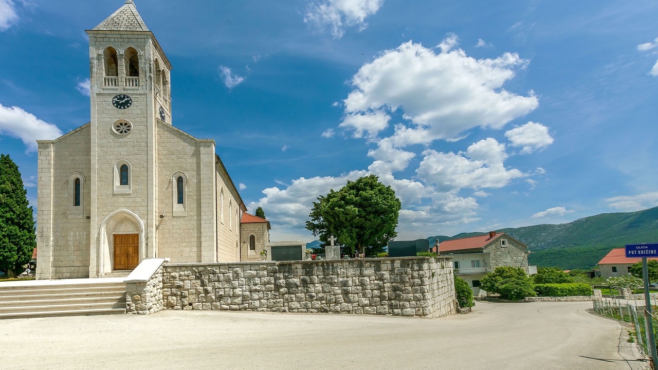 Photo of Others in Omis