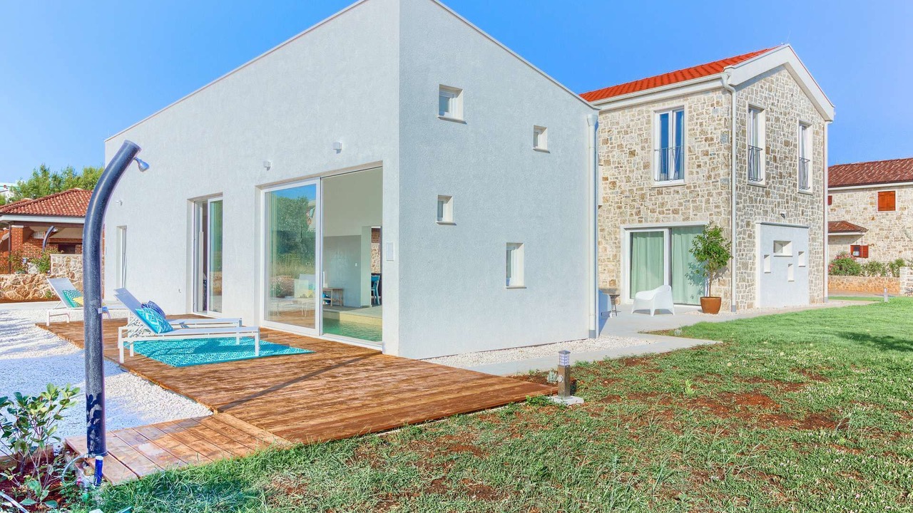 Photo of Outdoor in Muline