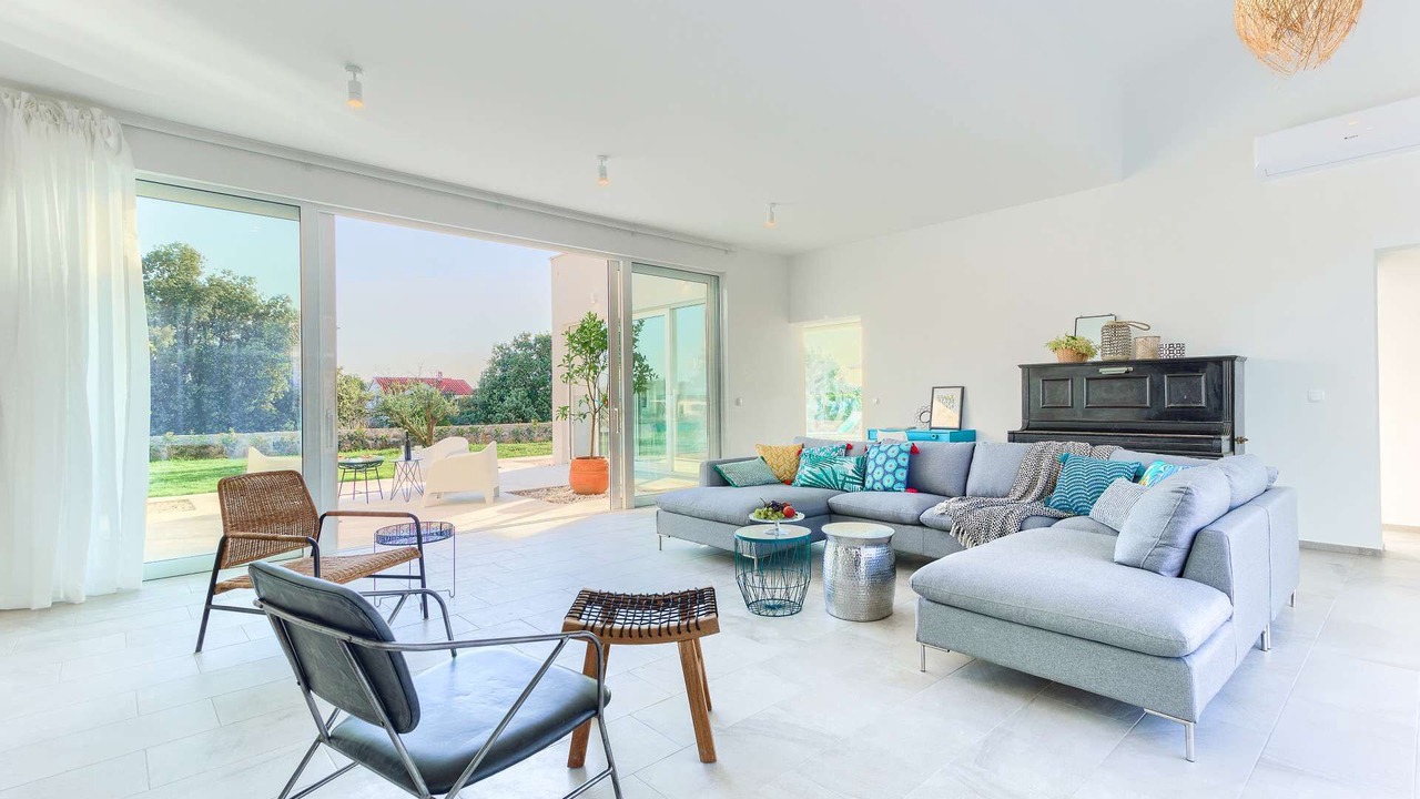 Photo of Livingroom in Muline
