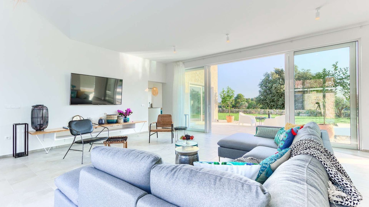 Photo of Livingroom in Muline