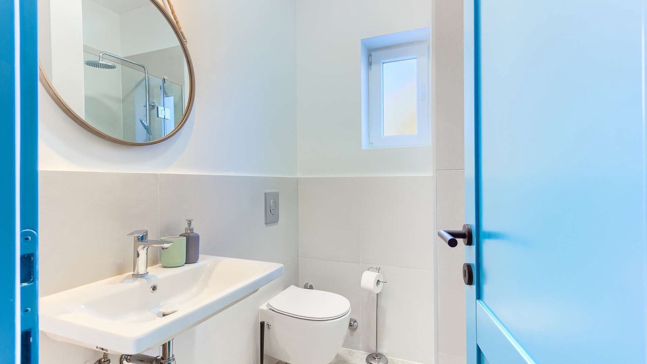 Photo of Bathroom in Muline