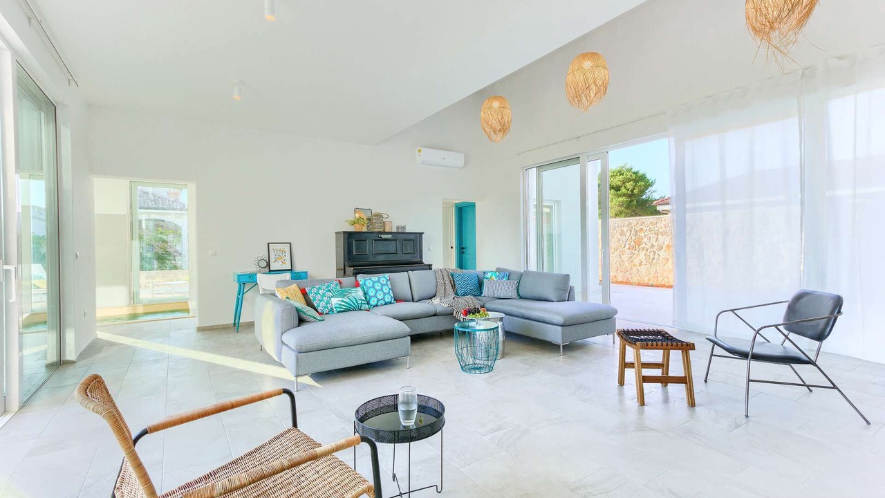 Photo of Livingroom in Muline