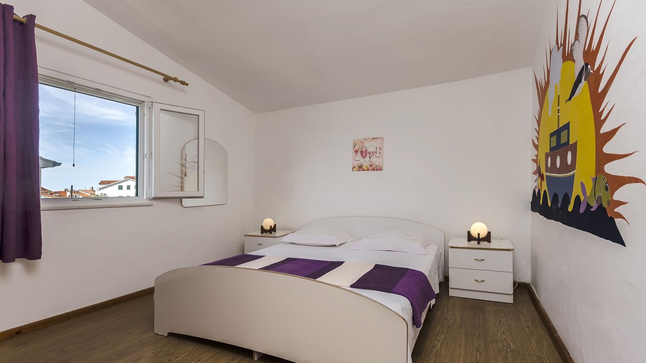 Photo of Bedroom in Srima