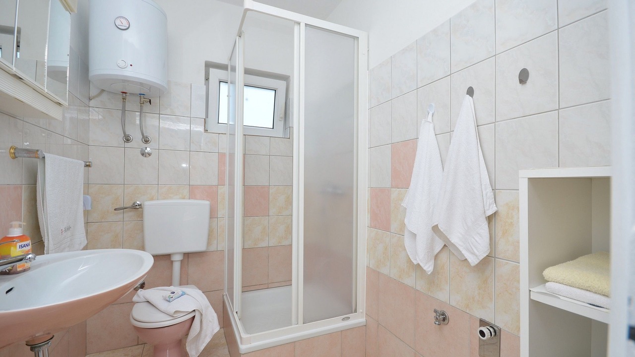 Photo of Bathroom in Tribunj