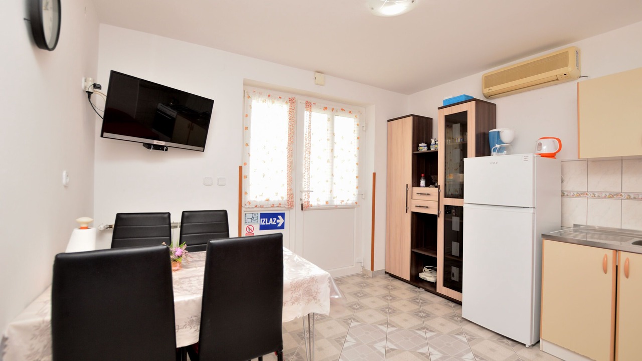 Photo of Kitchen in Cres