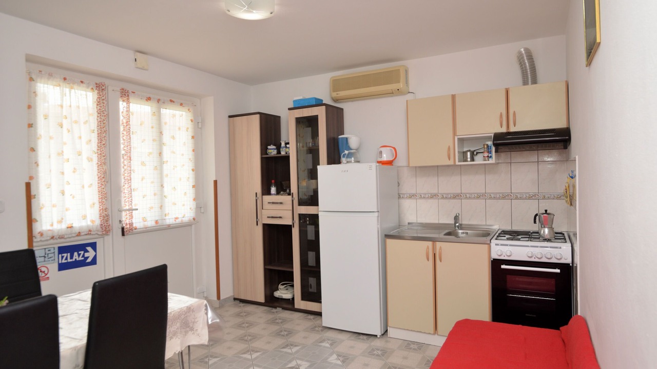 Photo of Kitchen in Cres