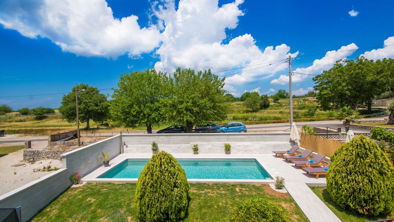 Photo of Outdoor in Jakovici