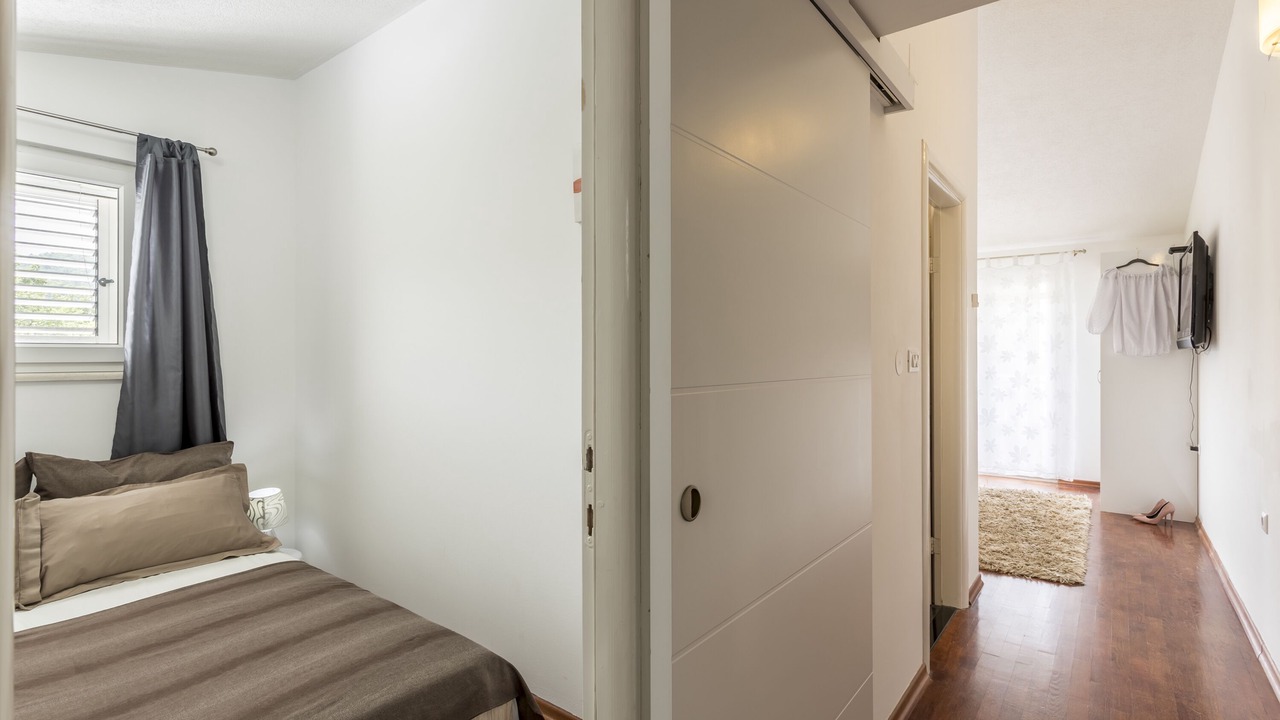 Photo of Bedroom in Srinjine