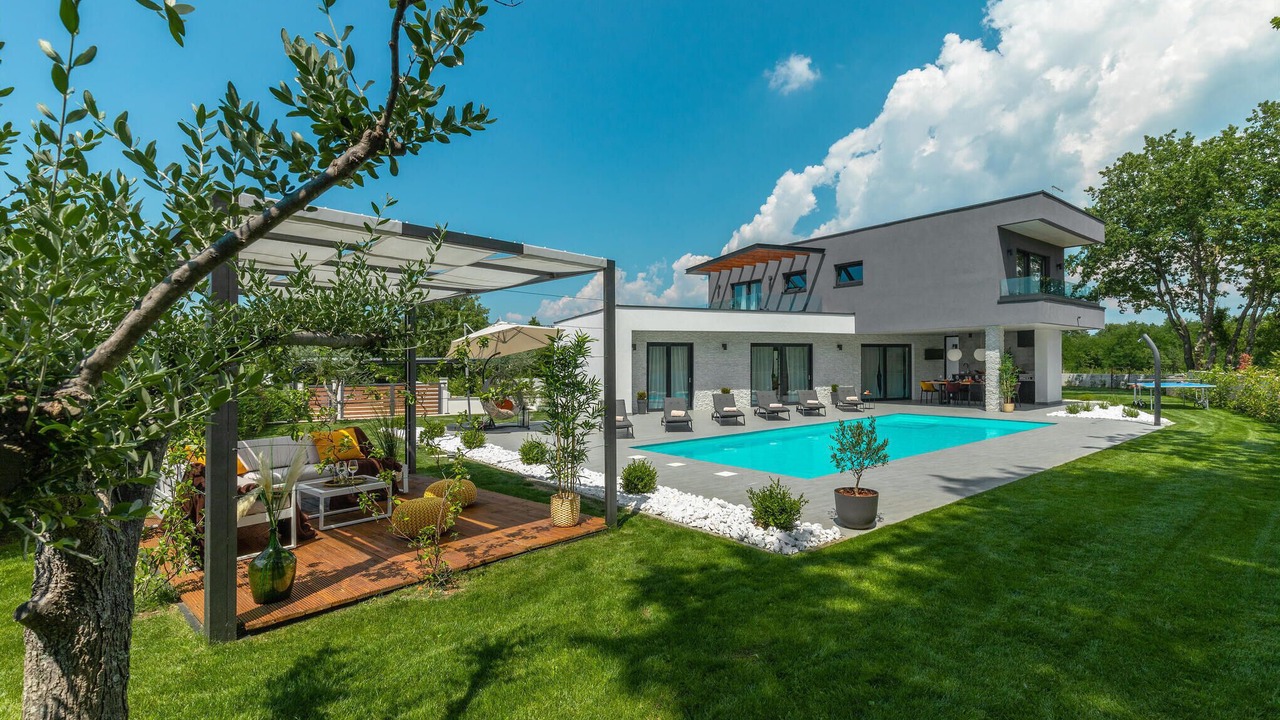 Photo of Outdoor in Zminj