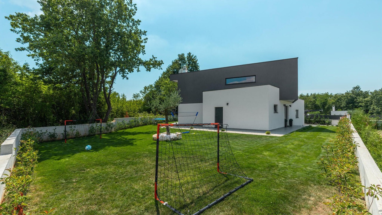 Photo of Outdoor in Zminj