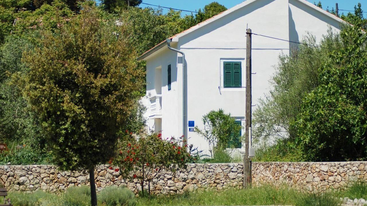 Photo of Outdoor in Lukoran