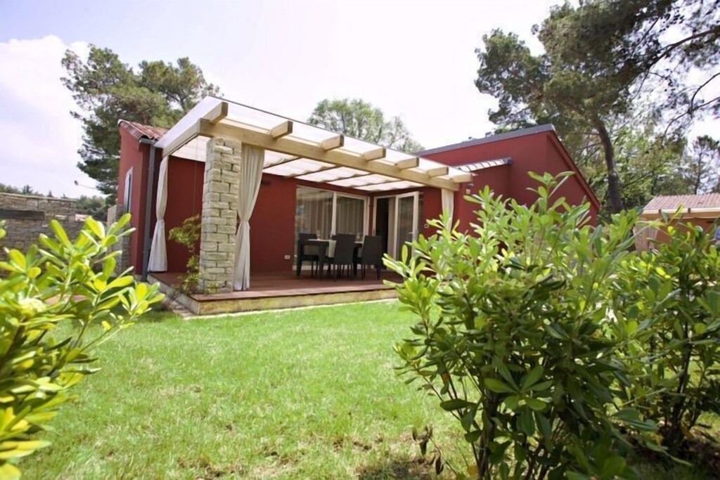 Photo of Others in Monterol
