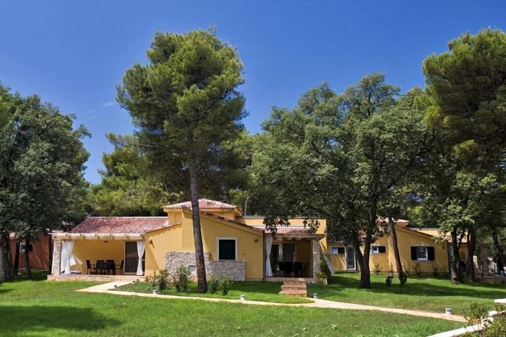 Photo of Others in Monterol
